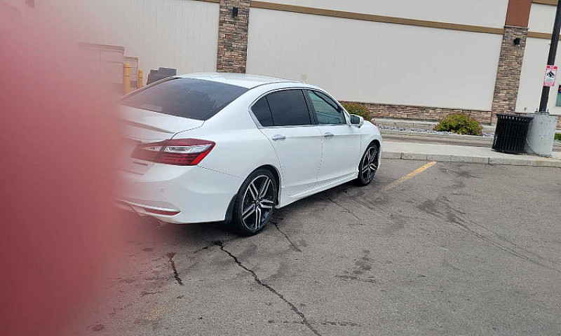 2017 Honda Accord To...