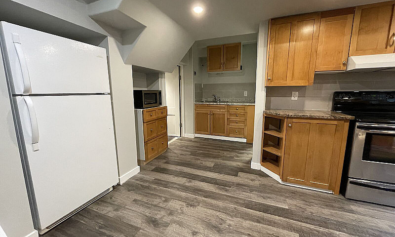 Spacious 1 Bedroom B...