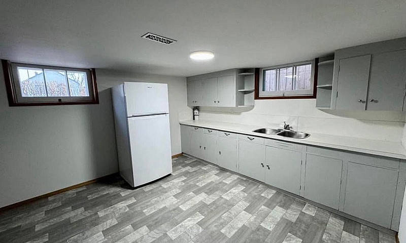 1 Bedroom 1 Bath Bas...