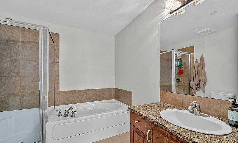 2 Bed 2 Bath Apartme...