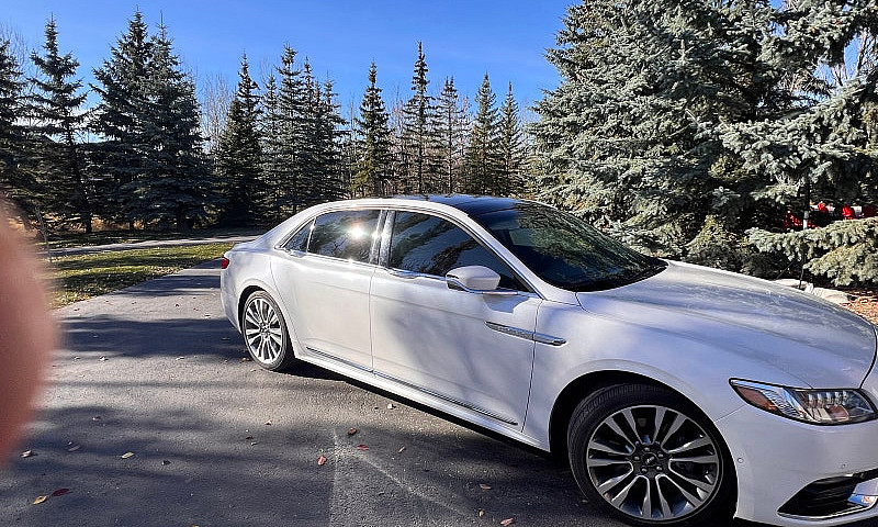 2017 Lincoln Contine...
