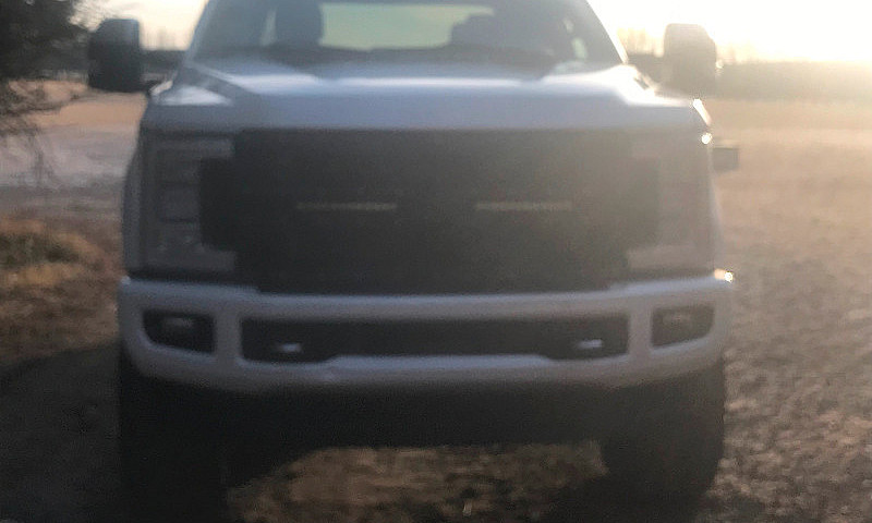 2017 Ford F-350 Plat...