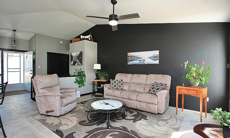 3 Bedroom Bunglaow F...