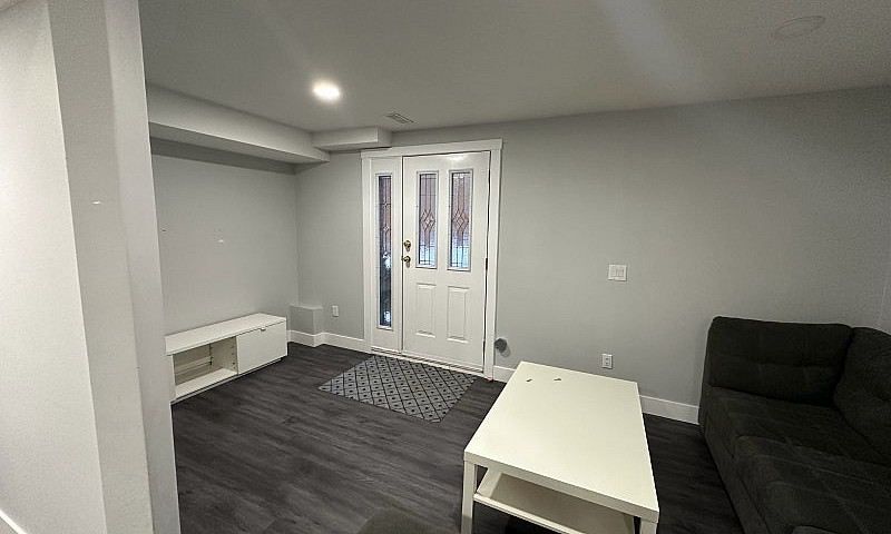 2 Bedroom Suite In T...