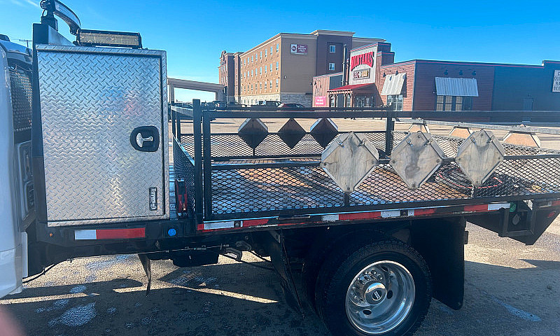 Ford F550...