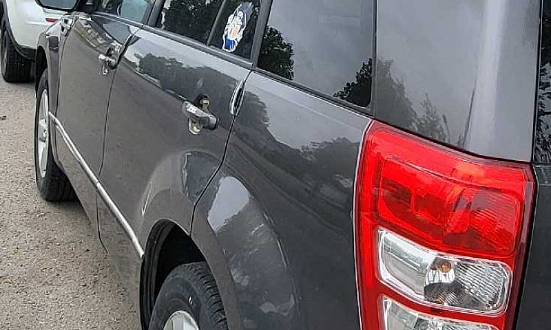Suzuki Grand Vitara ...