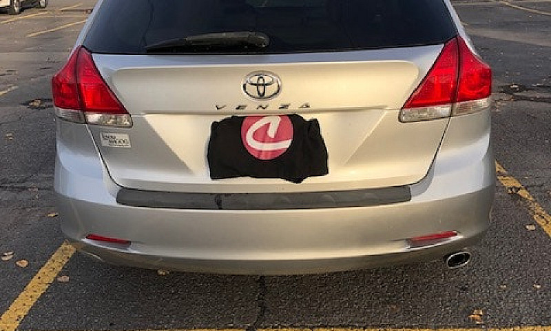 Toyota Venza  2011  ...