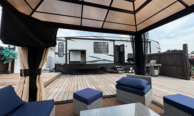 Rv Lot Lease In Cana...