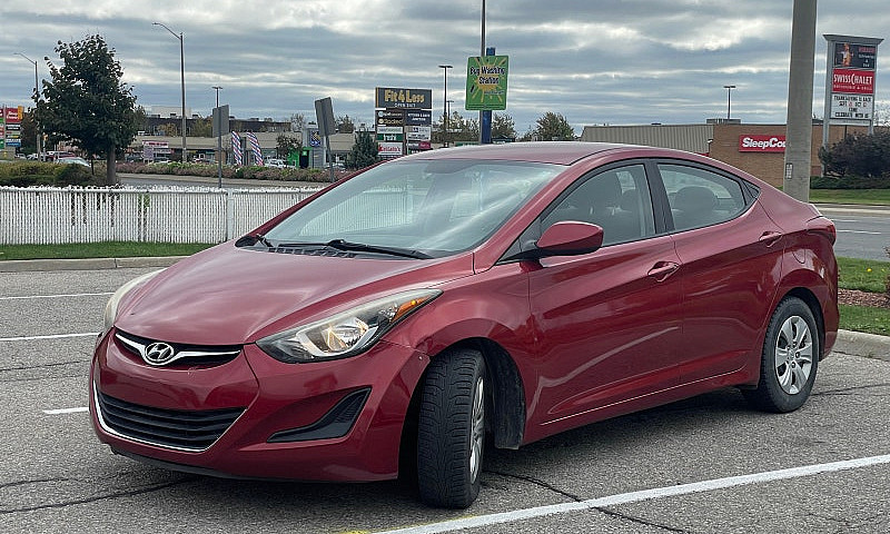 2016 Hyundai Elantra...