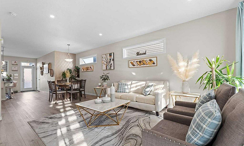 Bright & Modern 4-Be...