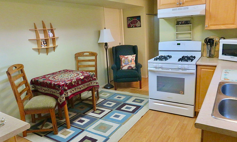 1 Bedroom Suite Avai...