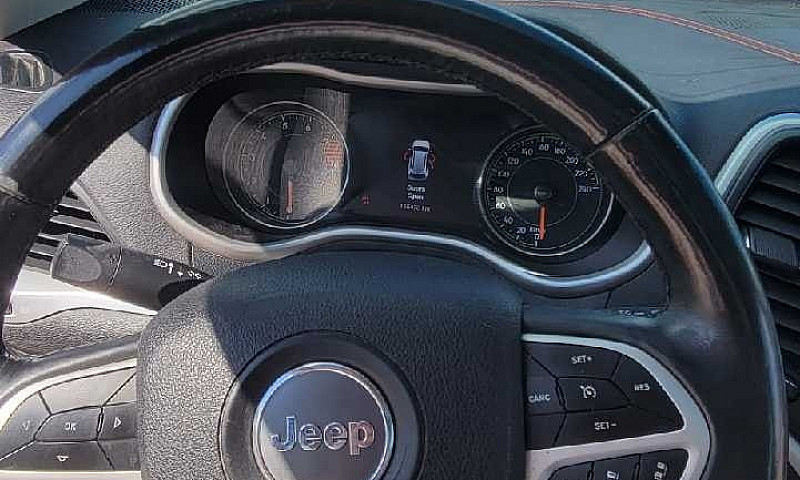 2018 Jeep Cherokee T...