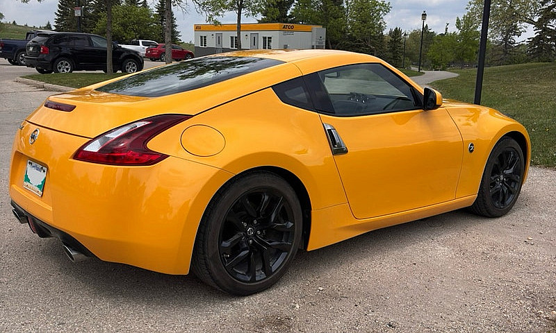 2019 Nissan 370Z...