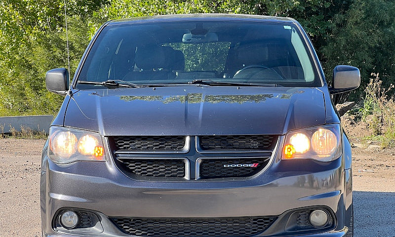 2019 Dodge Grand Car...