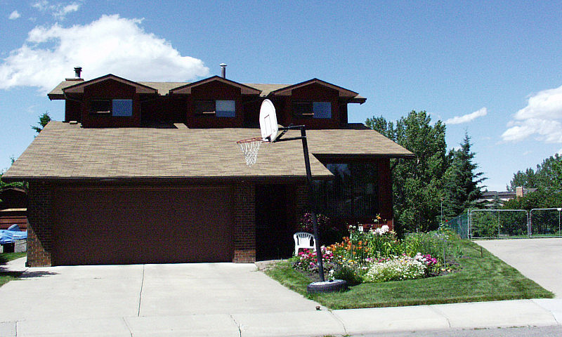 Home For Sale In Sun...