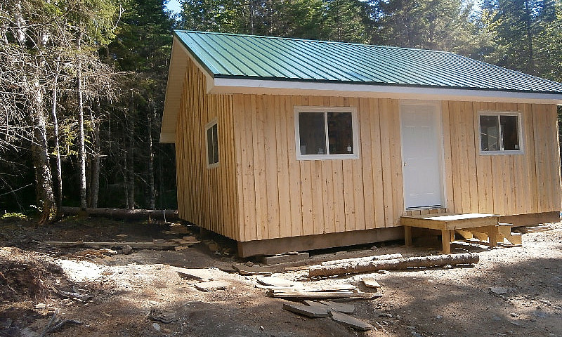 Off Grid Camp For Sa...