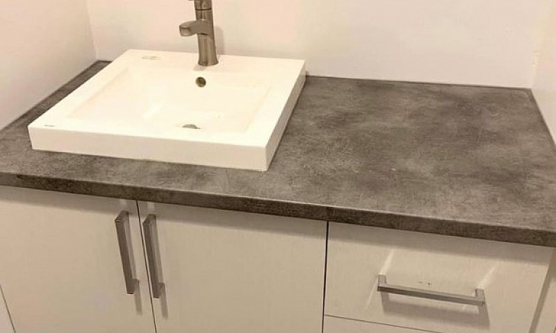 Logement 5 1/2 À Lou...