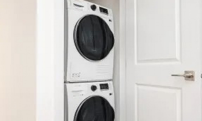 1&2B Newly Renovated...