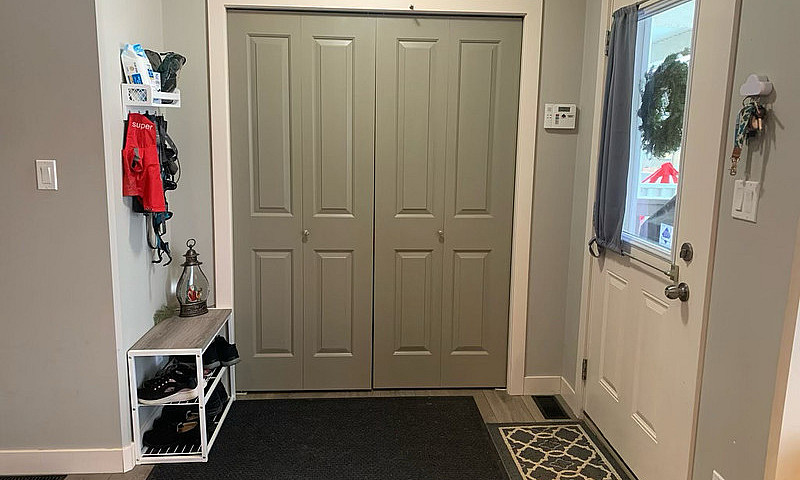 Beautiful 3 Bed 3 Ba...