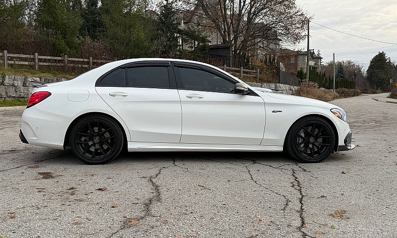 2017 Mercedes-Benz C...