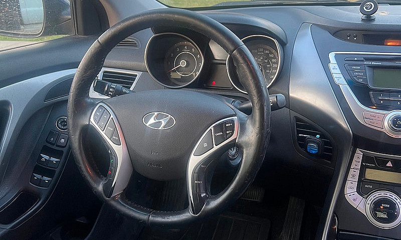 2012 Hyundai Elantra...