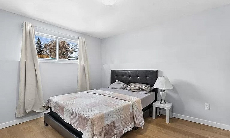 3 Bed 1 Bath Unit Fo...