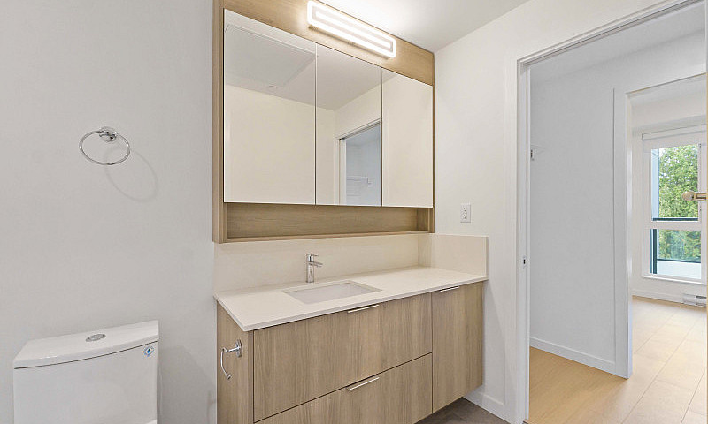 1 Bd 1 Den Near Bran...