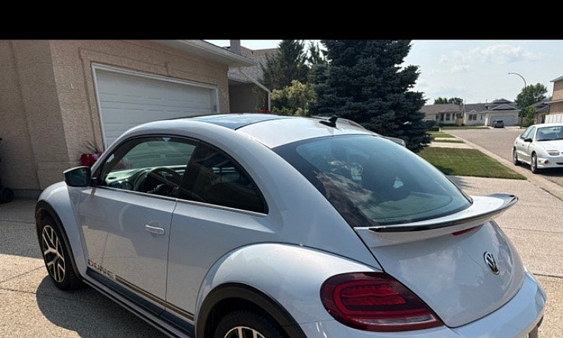 2018 Volkwagon Beetl...