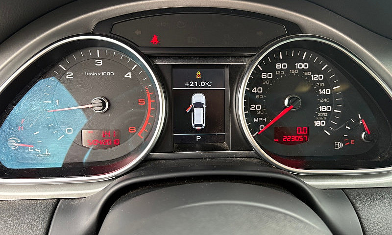 2011 Audi Q7...