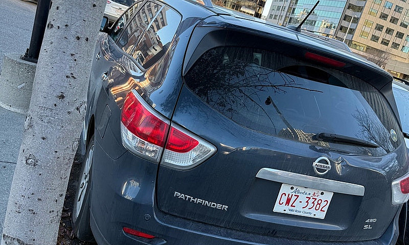 Nissan Pathfinder 20...