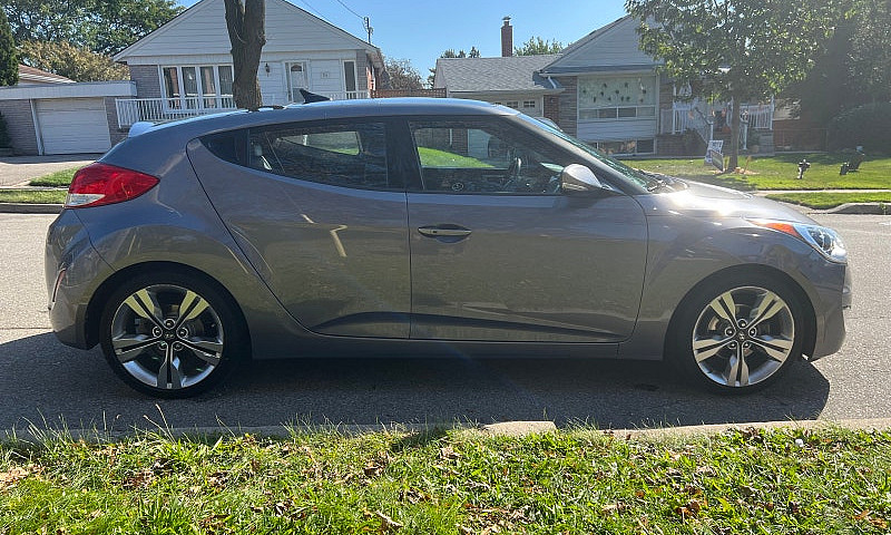 2014 Hyundai Veloste...