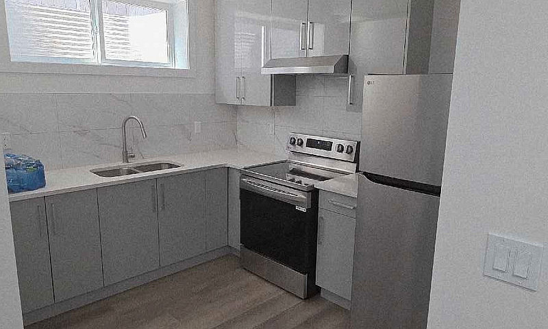 2 Bedroom Basement F...