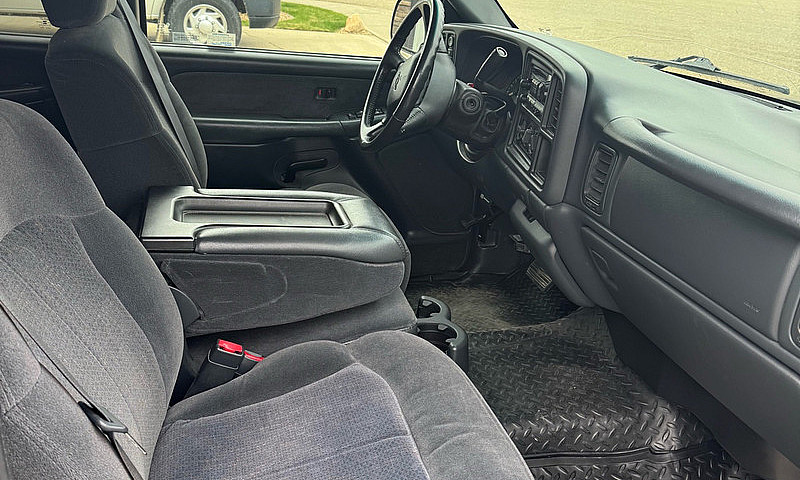 2002 Chevrolet Silve...