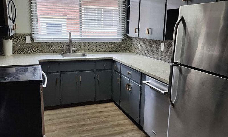 Three Bedroom Eastsi...
