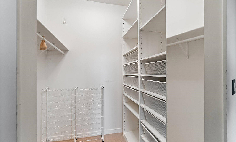 1Bed/1Bath 718Sq.ft ...
