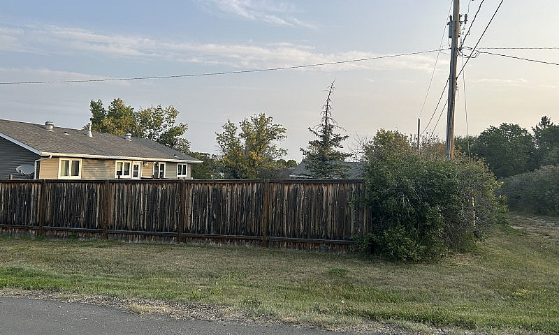 Beautiful House For ...