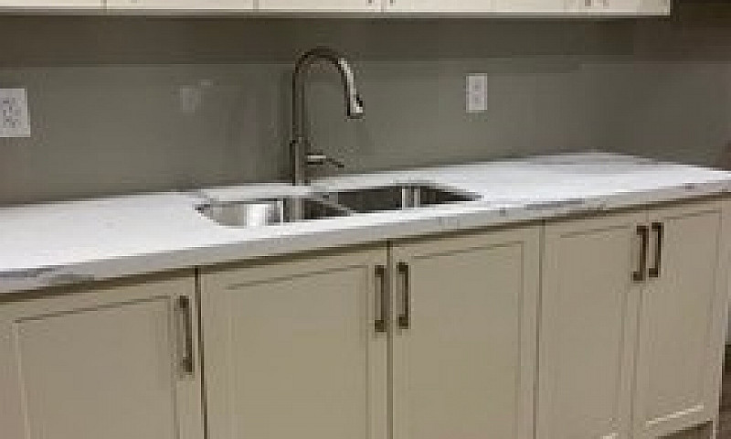 2 Bedroom Basement F...