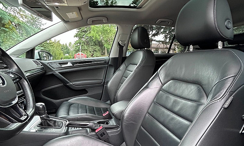 2016 Volkswagen Golf...
