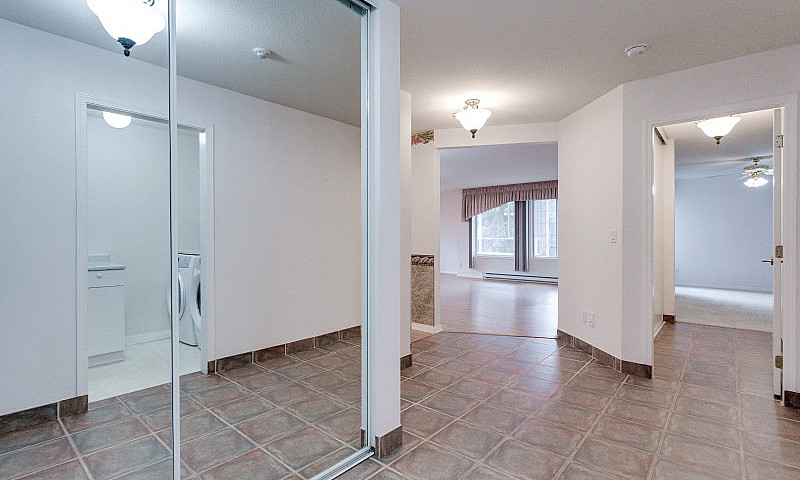 2B/2B Condo In The M...