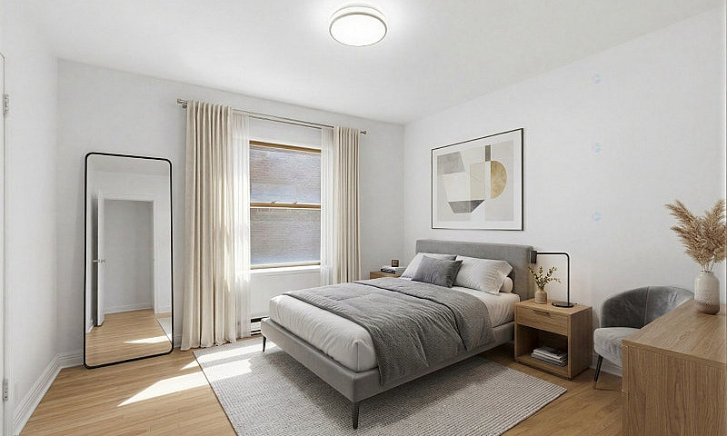 7- 1/2 Apartment...