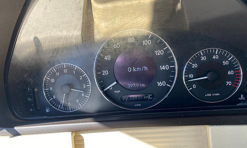 2004 Mercedes Clk500...