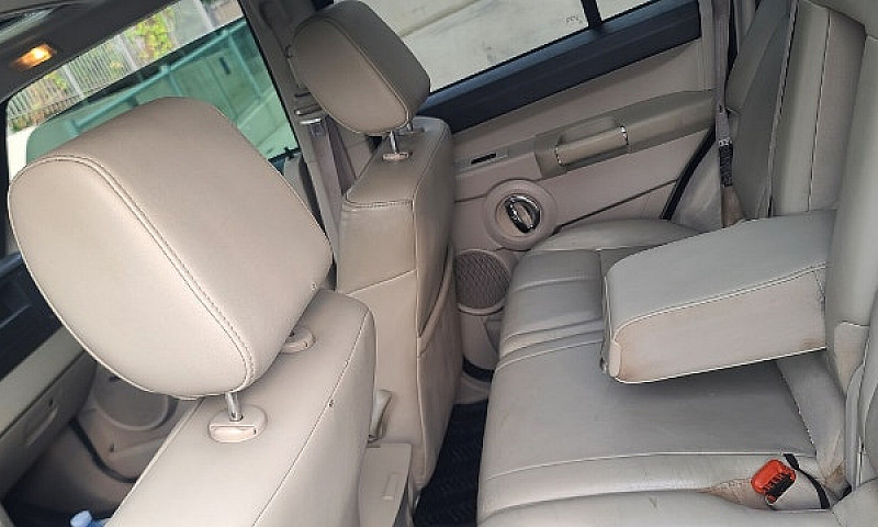 2008 Jeep Commander ...