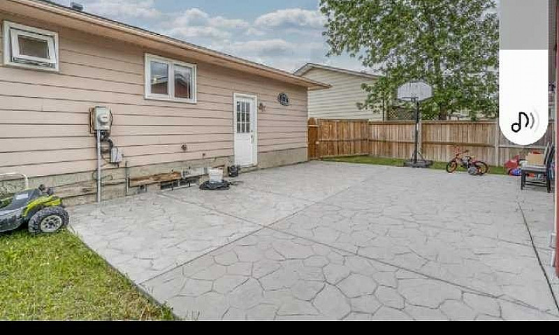 2 Bedroom Basement F...