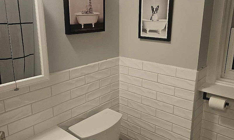 1 Bed&Bath Right Off...