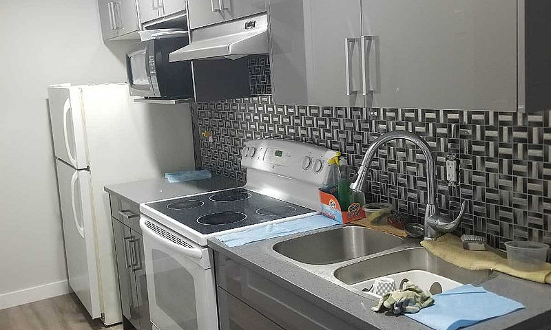 Two Bedrooms For Ren...