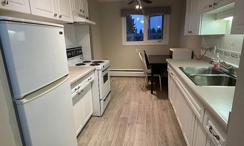 1 Bedroom Furnished ...