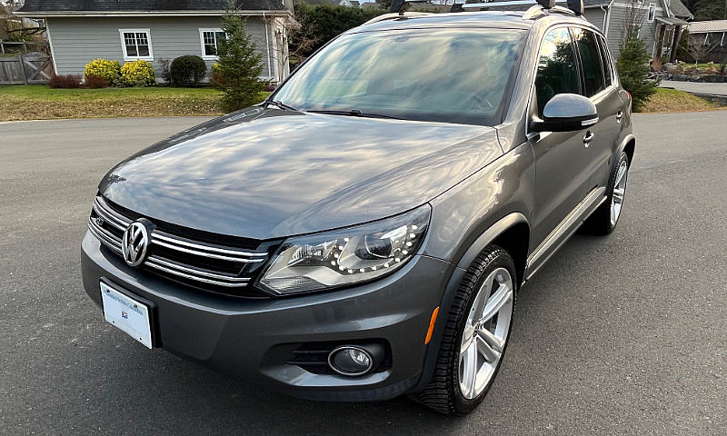 2015 Volkswagen Tigu...