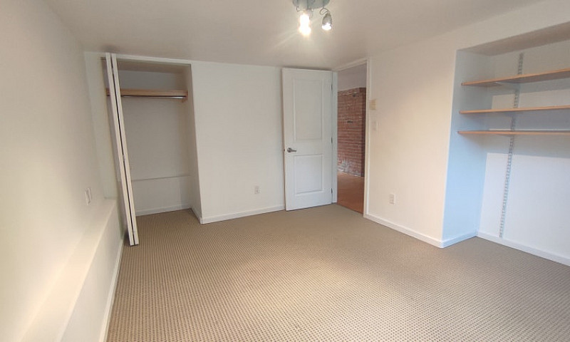 1Br - 780Ft - 1 Bedr...