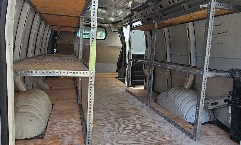 Gmc Savana 2500...