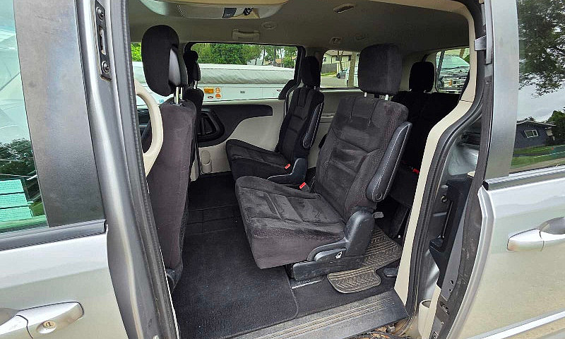 2014 Dodge Grand Car...